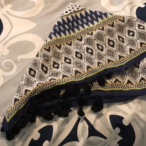 Beautiful Stella and Dot silk scarf